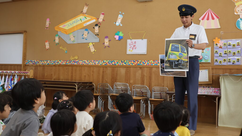 電車のうんてんしゅさんが来たよ！